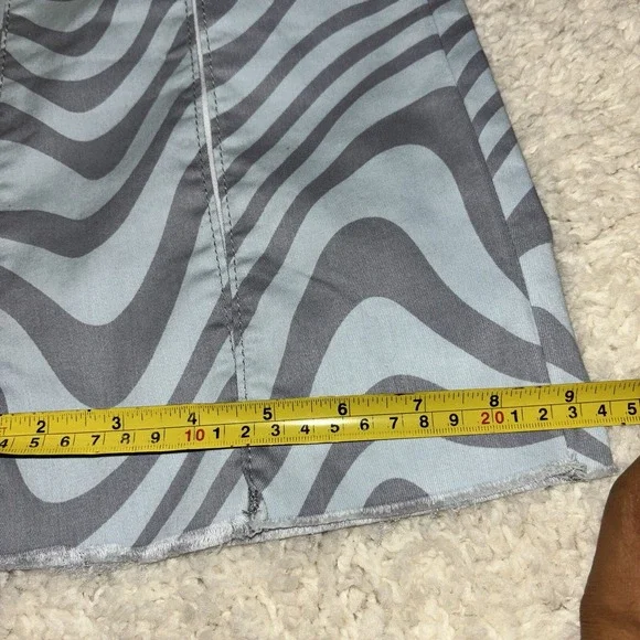 NEW Blue Gray Psychedelic Animal Print Flare Leg Jeans Sz 11/12 Grunge Skater - Picture 5 of 10